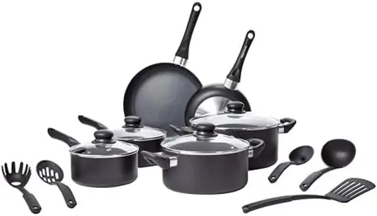 Set di cottura completo con rivestimento antitrasferimento - set di pentole 15 pezzi - nero Must-Have
