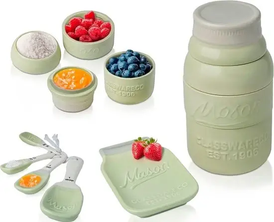 Economico Set decorativo per cucina in ceramica con 4 misure da cucchiaino, 4 misure da cucchiaio e supporto per cucchiai - Stile vintage attraente in pastello verde - ceramica con rilievo